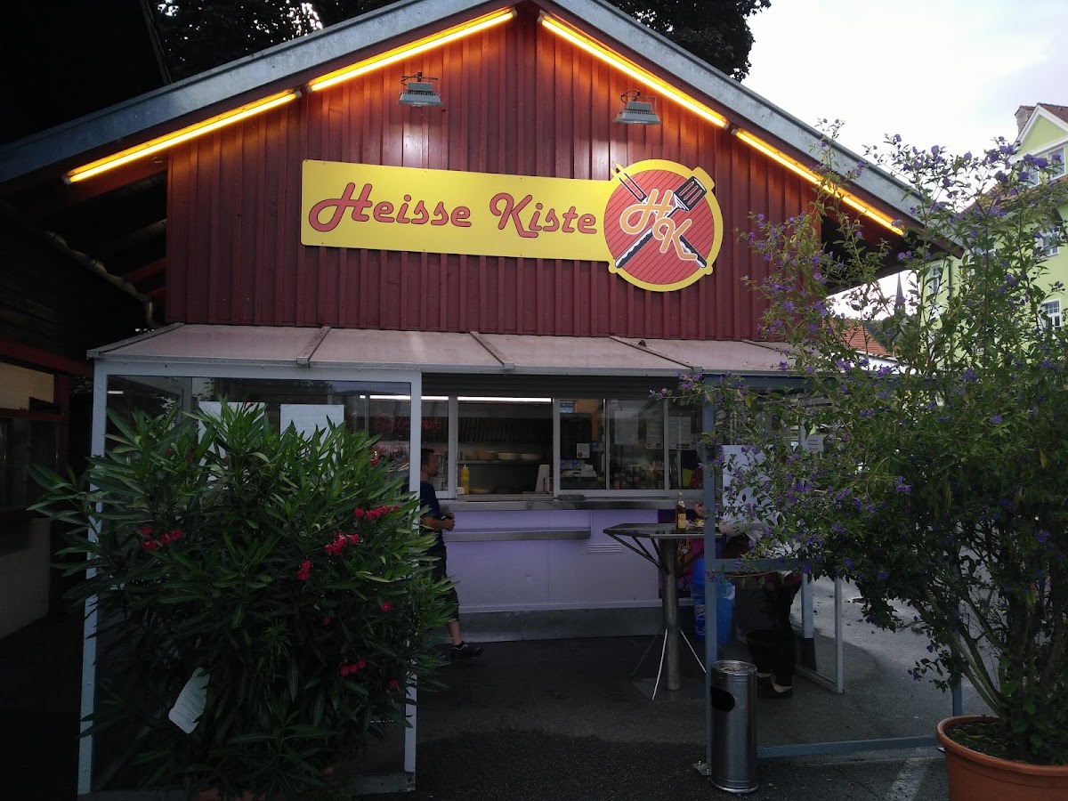 Imbiss Heiße Kiste-2